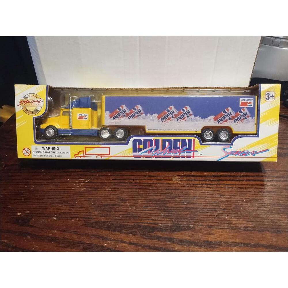 Vintage Pepsi Golden Series SUPER‎ HAULER Die-cast
